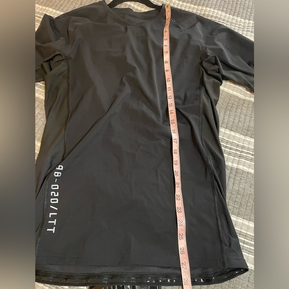 Lululemon Black Long Sleeve breathable athletic top (see measurements for size) - Picture 10 of 10